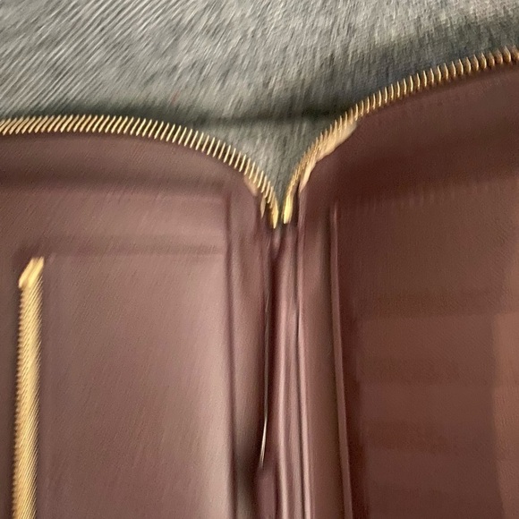 LOUIS Vuitton Atoll Organizer Wallet Taiga Leather - Picture 5 of 11